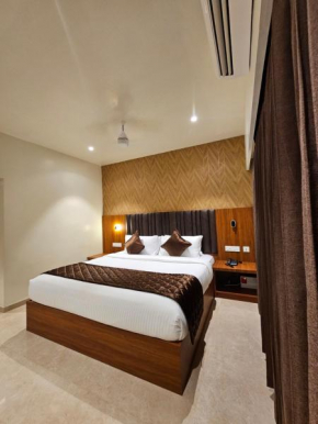 Hotel PL Grand